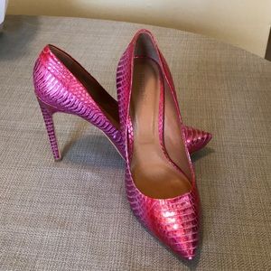 NWOT Rachel Roy Heels